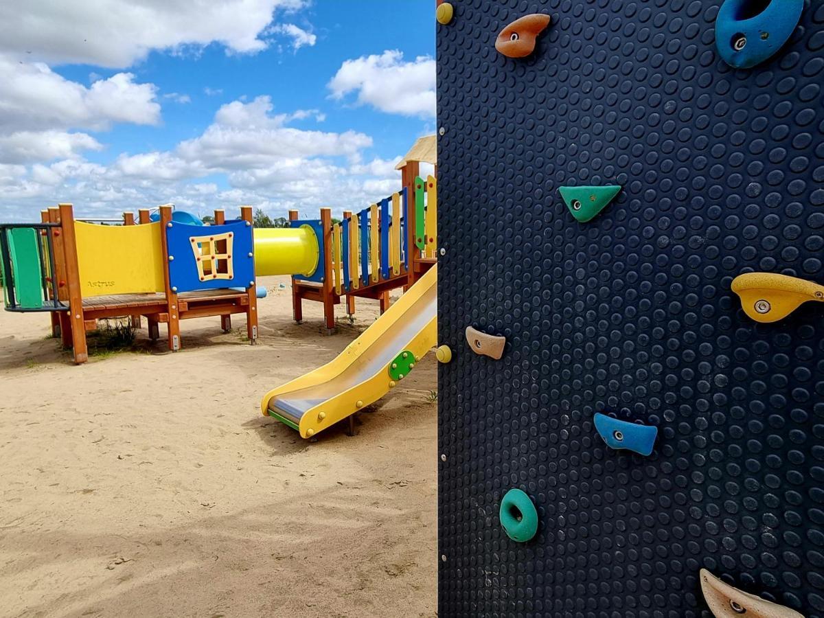Apartamenty Przystanek Plaza Sarbinowo Exteriör bild